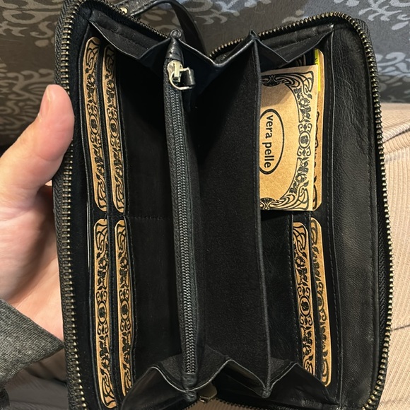 Wallet - Picture 4 of 6